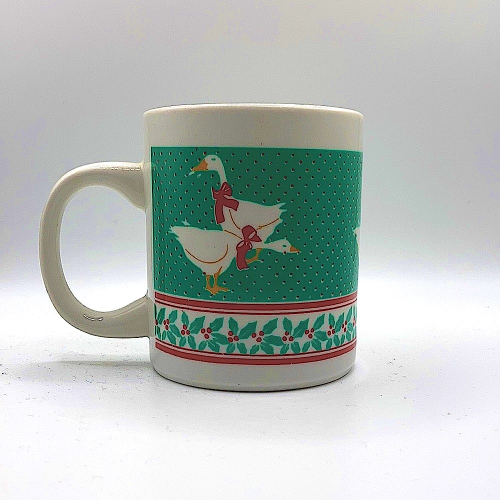 Classic Vintage Christmas Goose Mug